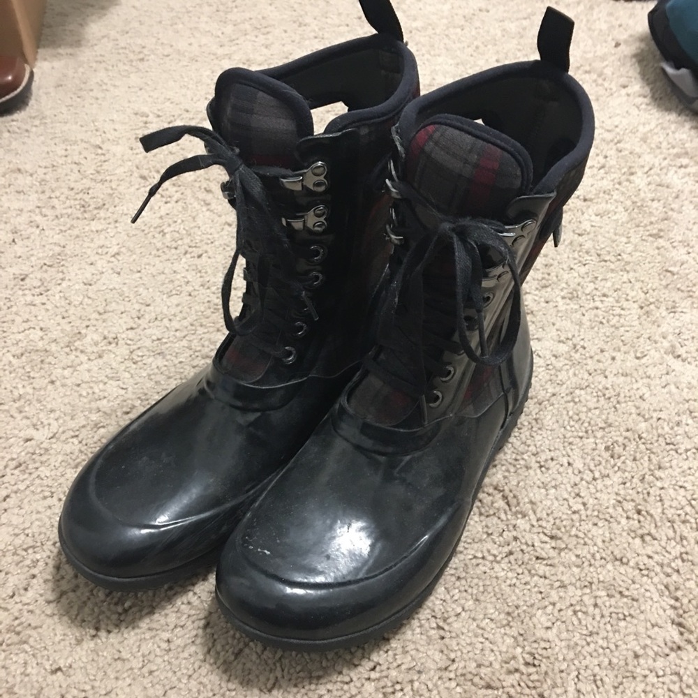 Rain boots